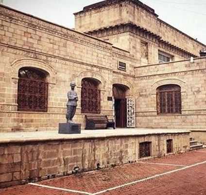 Una colección rara de caricaturas en el Museo de la Caricatura de Tabriz