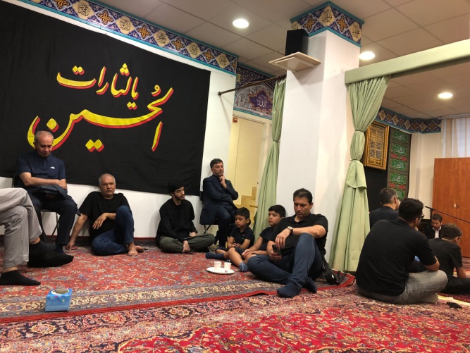 Iraníes residentes en Madrid ofician el Muharram
